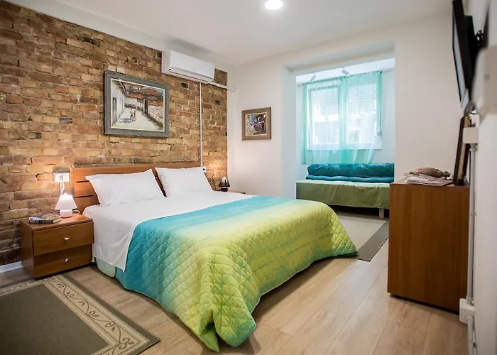 B&B Artistic Tirana
