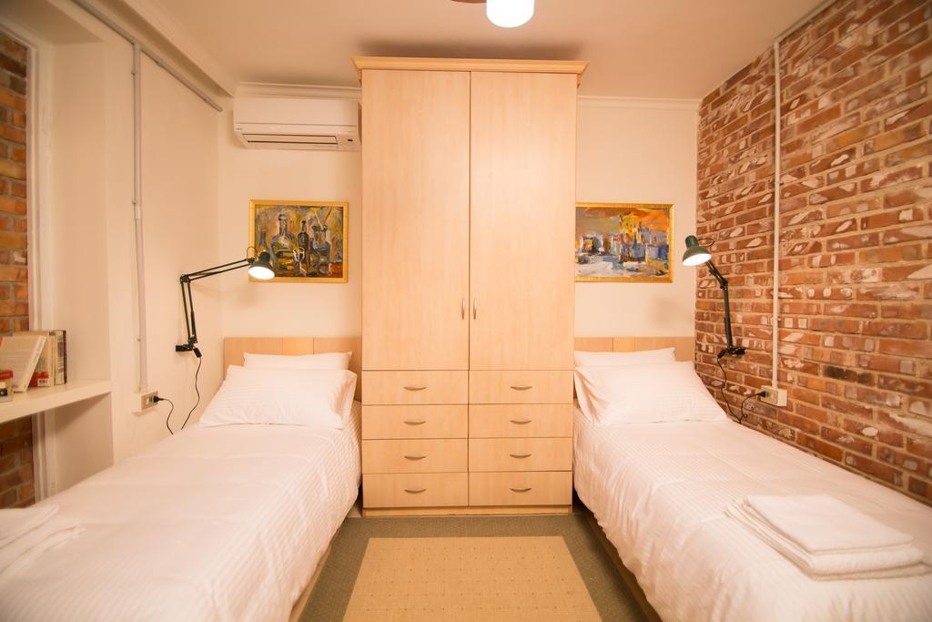 Artistic Bed & Breakfast Tiranë